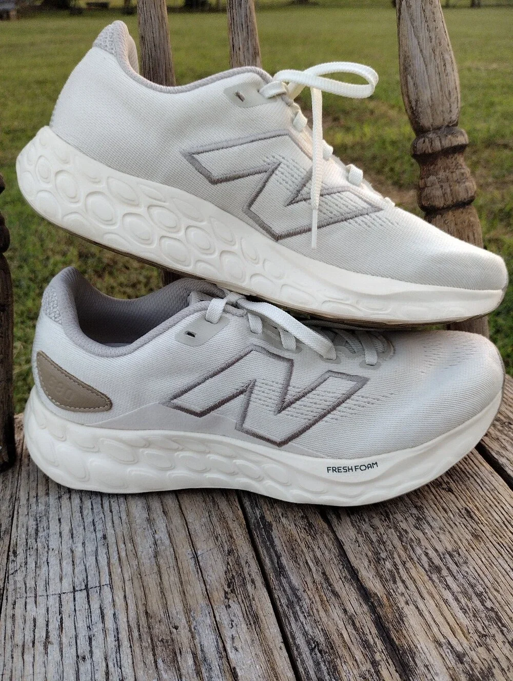 NB Fresh Foam 680 Size 9 Women